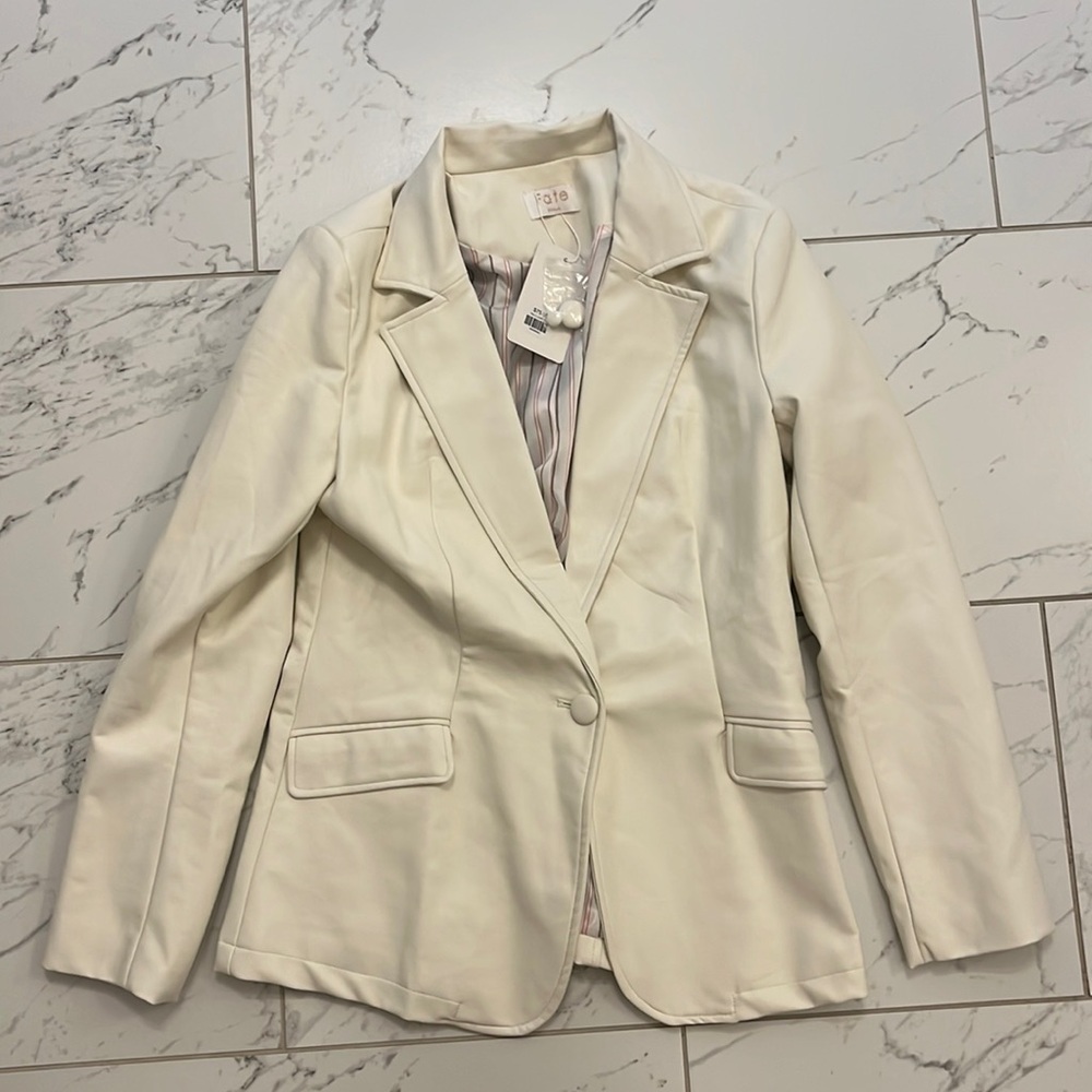Fate vegan white leather blazer